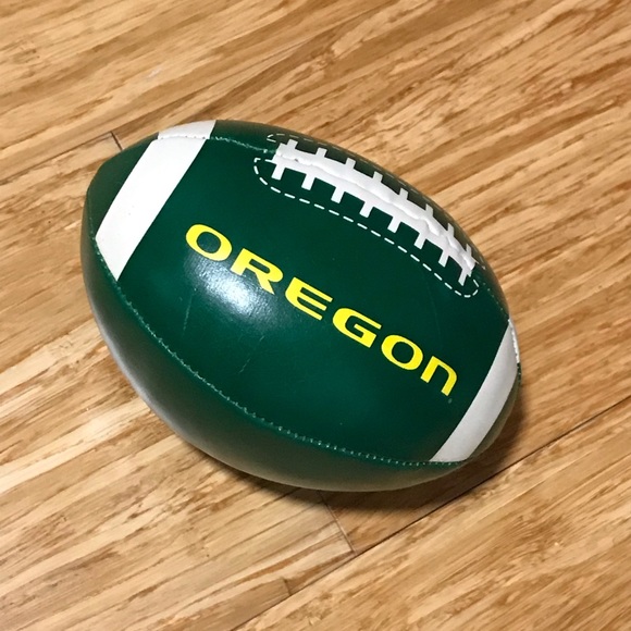 Oregon Ducks Bundle Key Fob, Golf Towel, Football - Picture 2 of 5